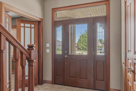 2002 Falcon Ridge Court Fort Wayne IN 46845