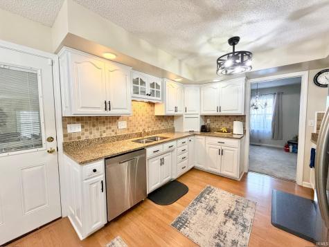 69 E Todd Drive Washington IN 47501