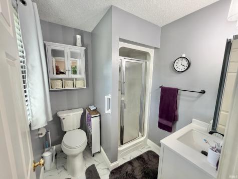 69 E Todd Drive Washington IN 47501