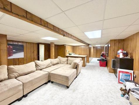 69 E Todd Drive Washington IN 47501