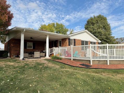 69 E Todd Drive Washington IN 47501