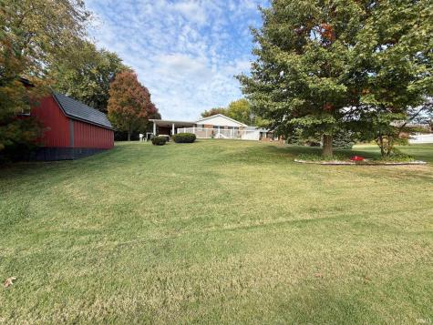 69 E Todd Drive Washington IN 47501