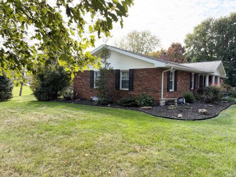 69 E Todd Drive Washington IN 47501