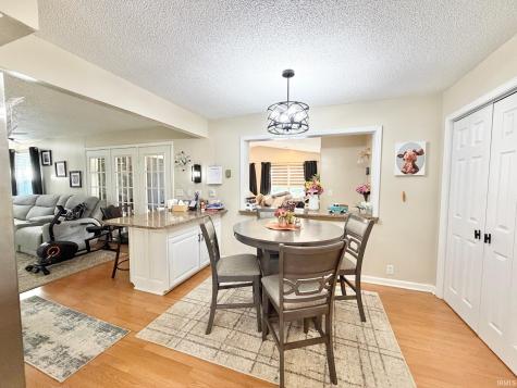 69 E Todd Drive Washington IN 47501
