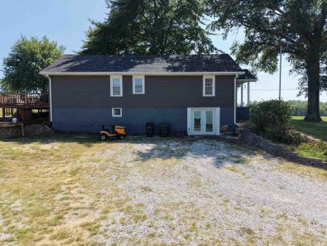 719 Schroeder Lane Evansville IN 47712