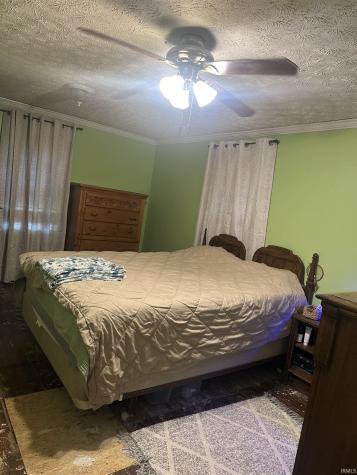 719 Schroeder Lane Evansville IN 47712