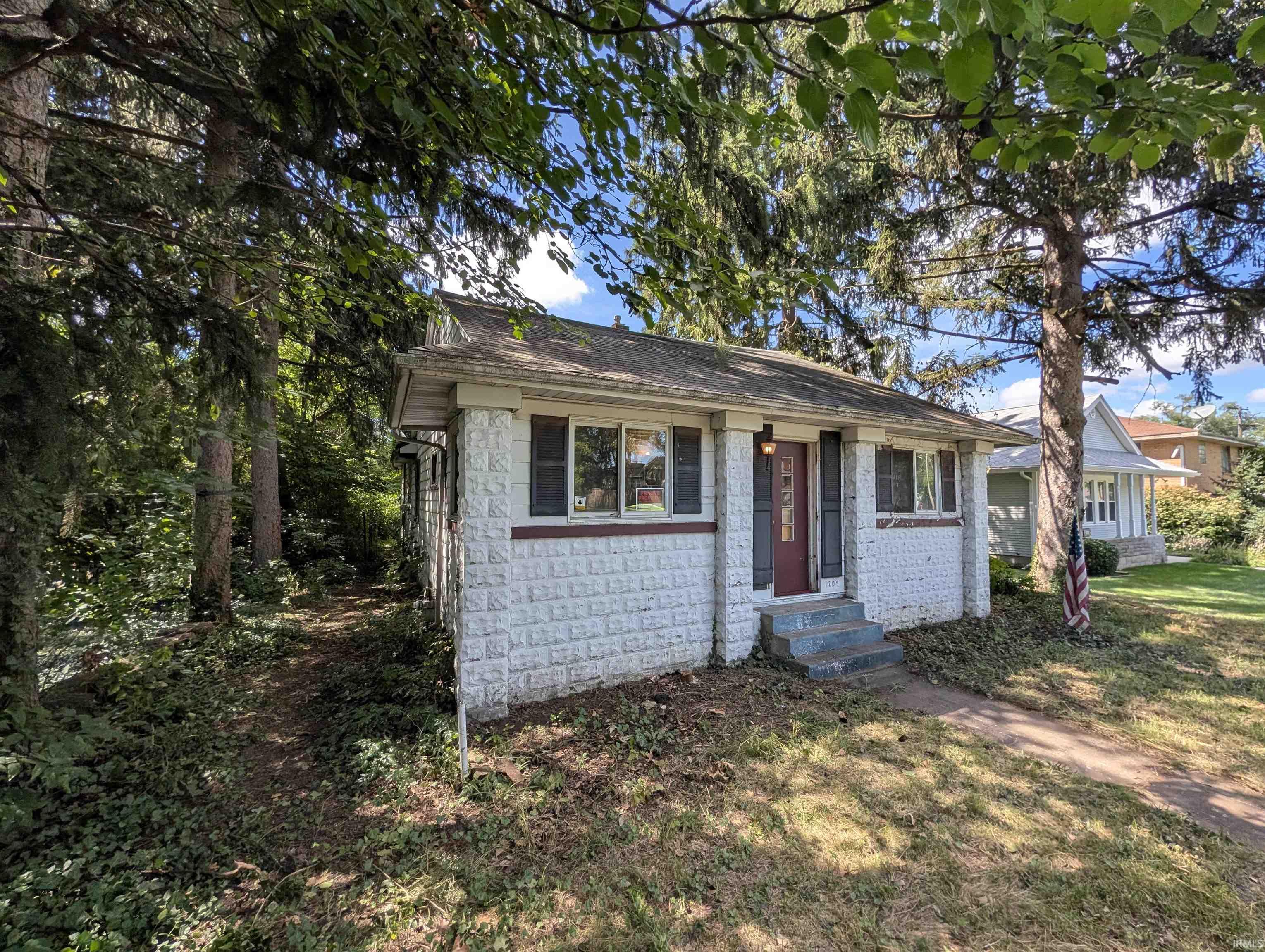 1209 S 26th Street South Bend IN 46615