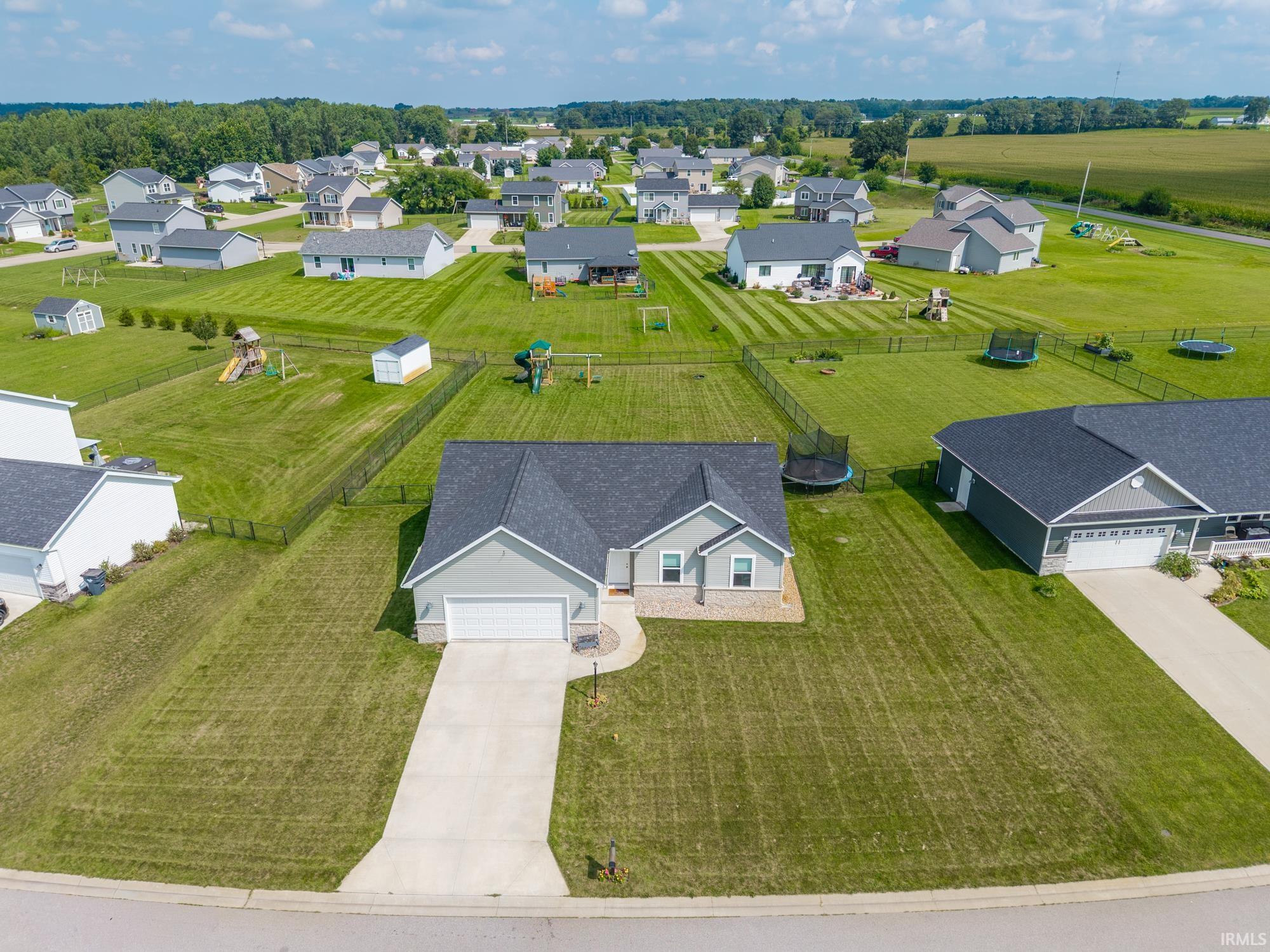 12825 Sunfish Drive Middlebury IN 46540