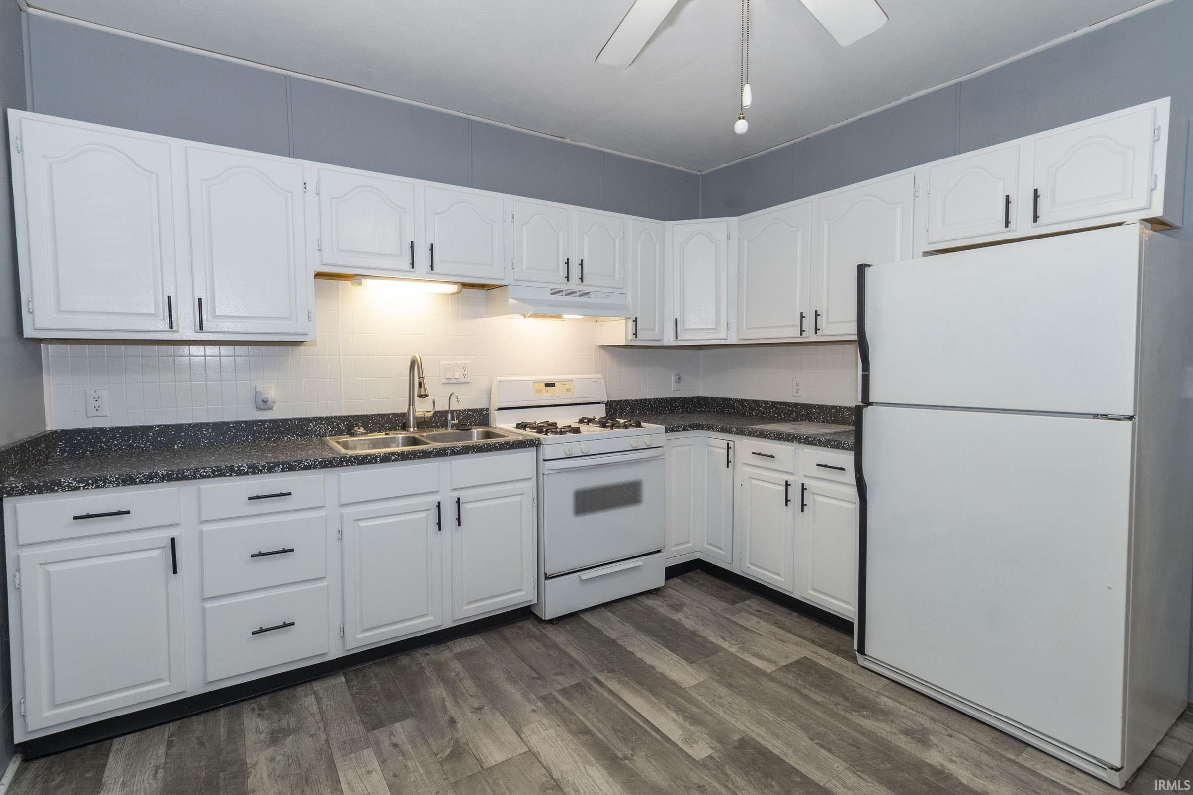 807 Emerson Street Goshen IN 46526