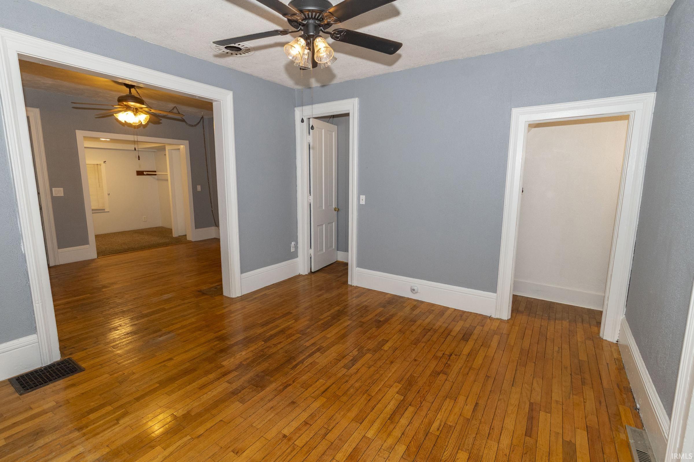 807 Emerson Street Goshen IN 46526