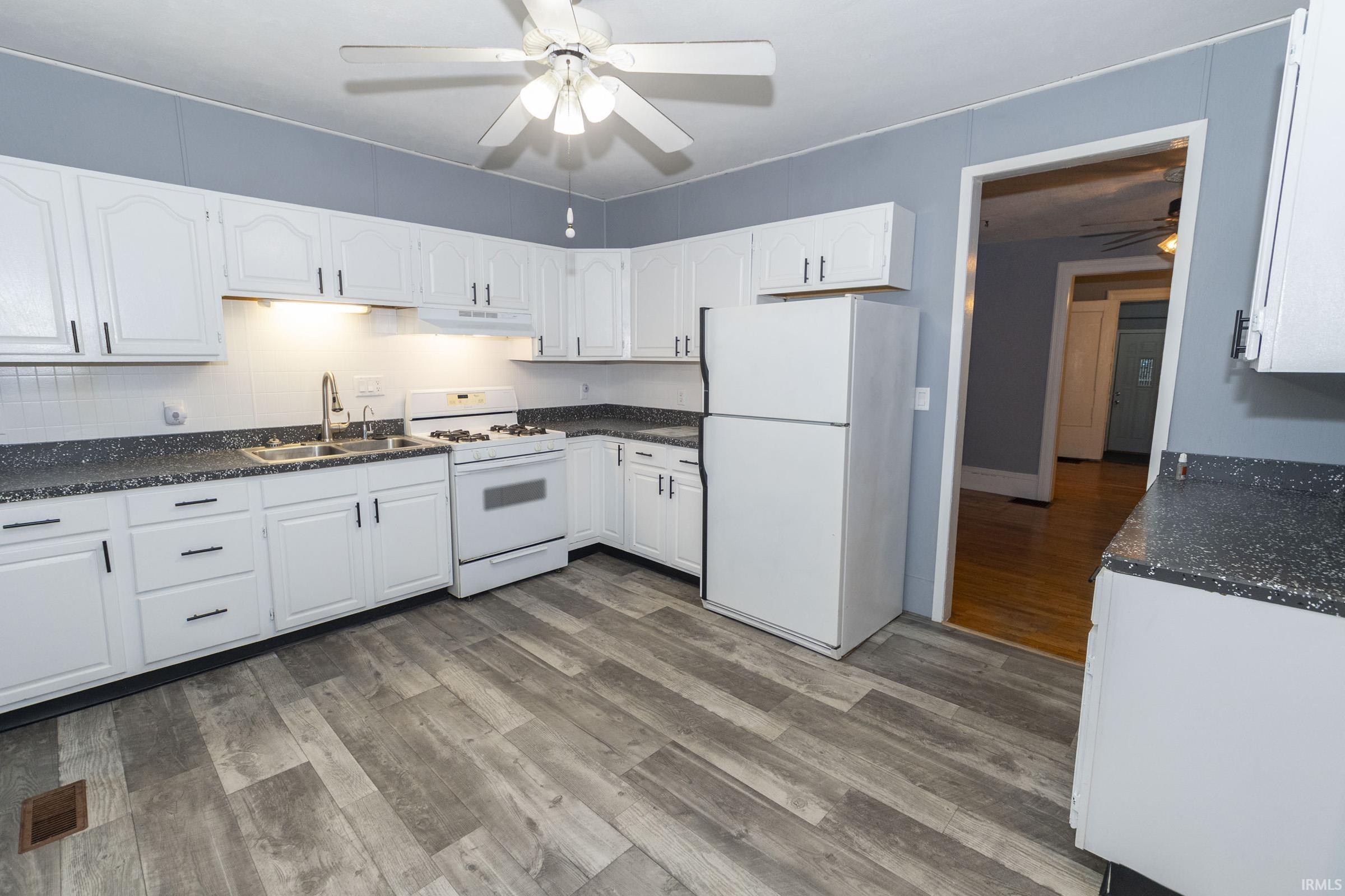 807 Emerson Street Goshen IN 46526