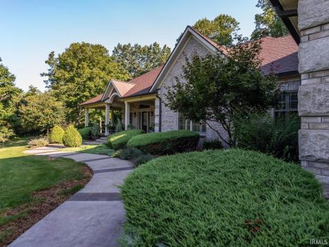2589 E Pedigo Bay Drive Bloomington IN 47401