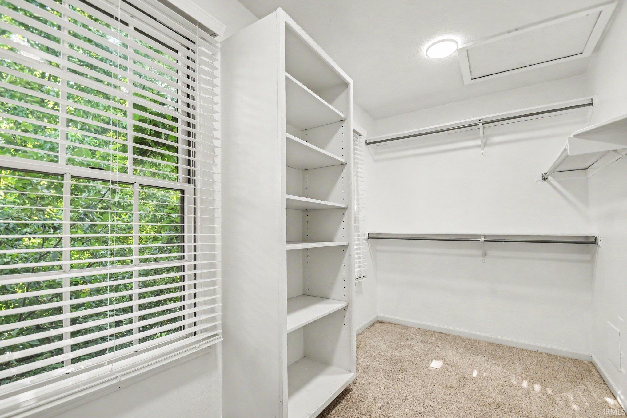 52611 Spring Valley Lane Granger IN 46530