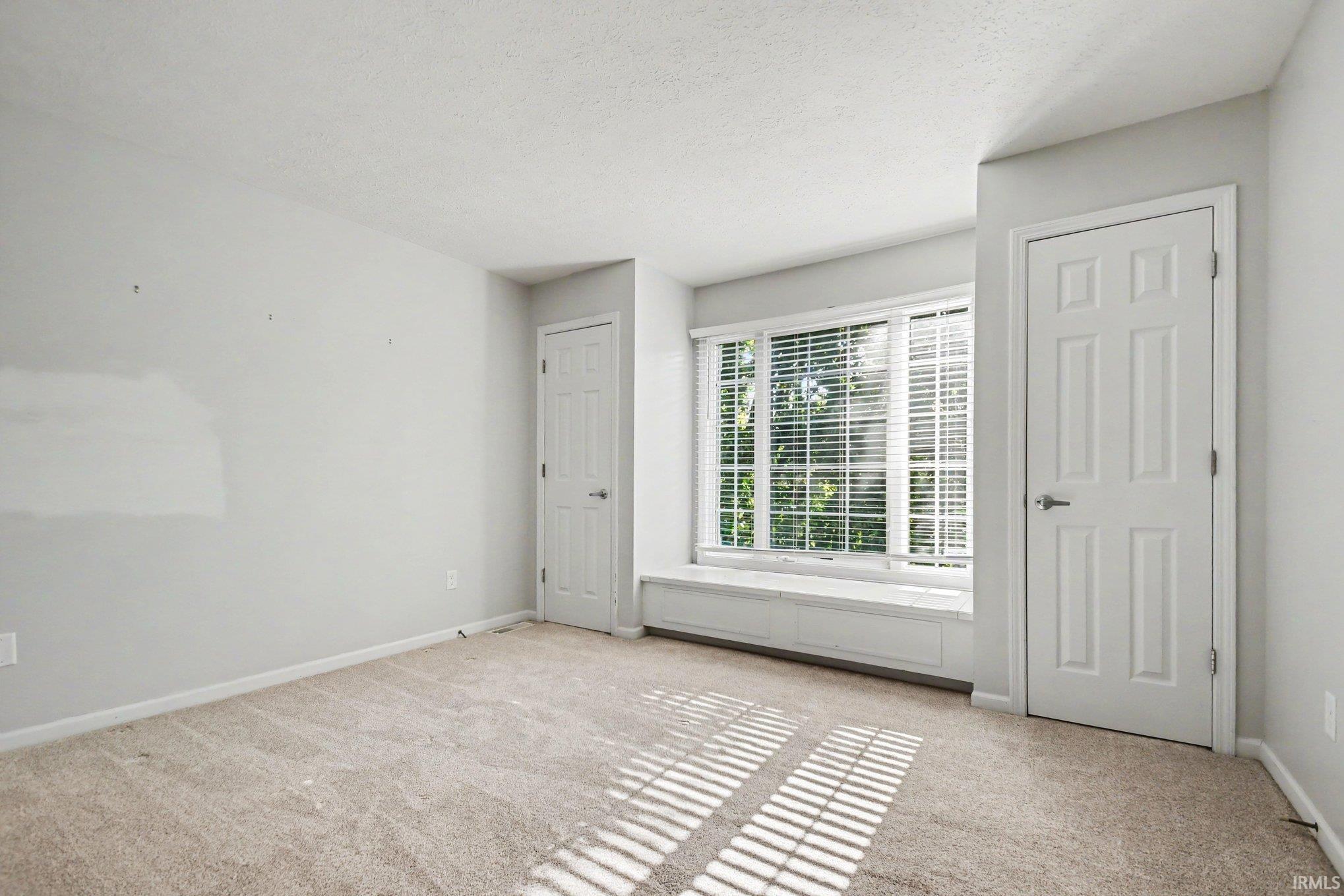 52611 Spring Valley Lane Granger IN 46530