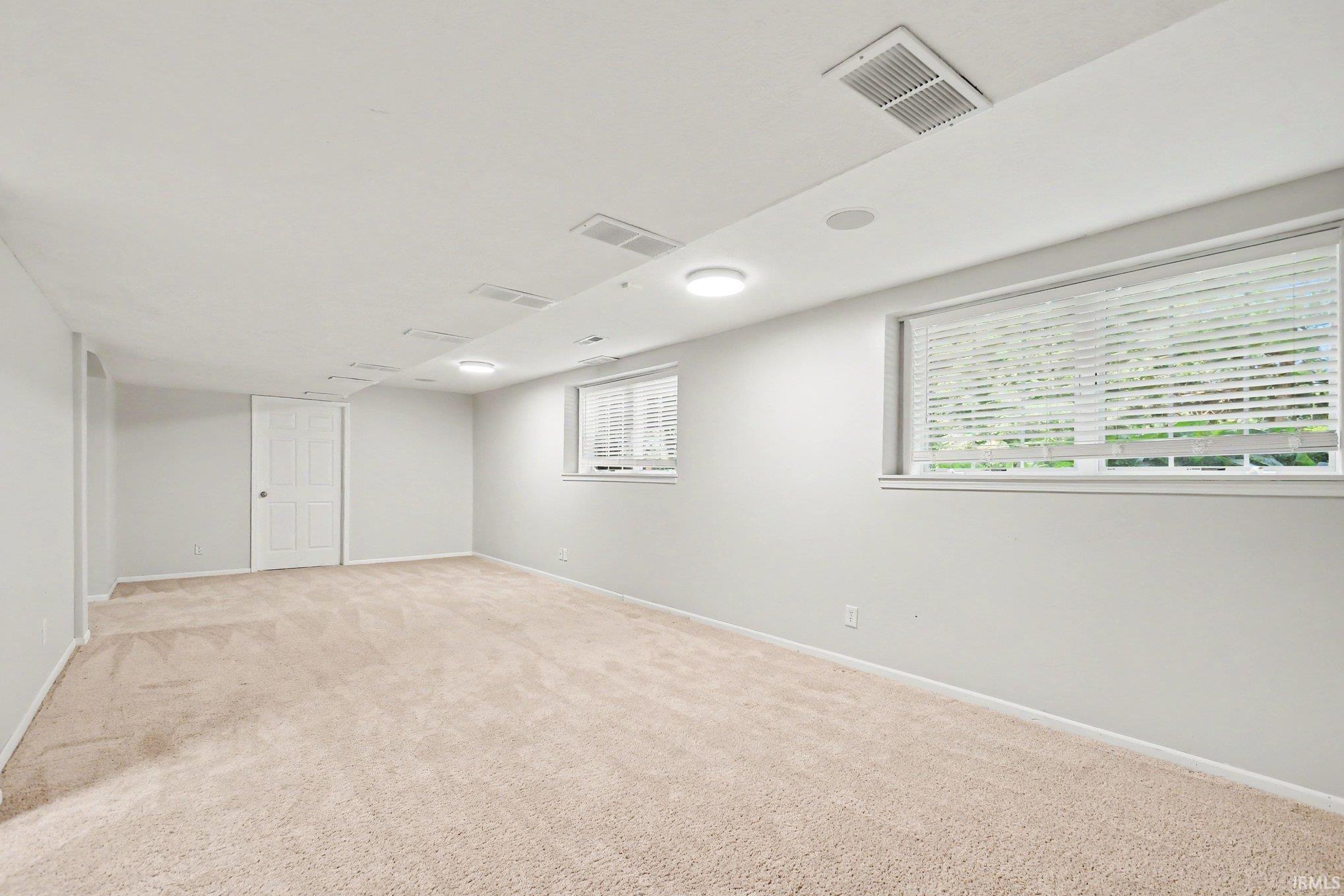 52611 Spring Valley Lane Granger IN 46530