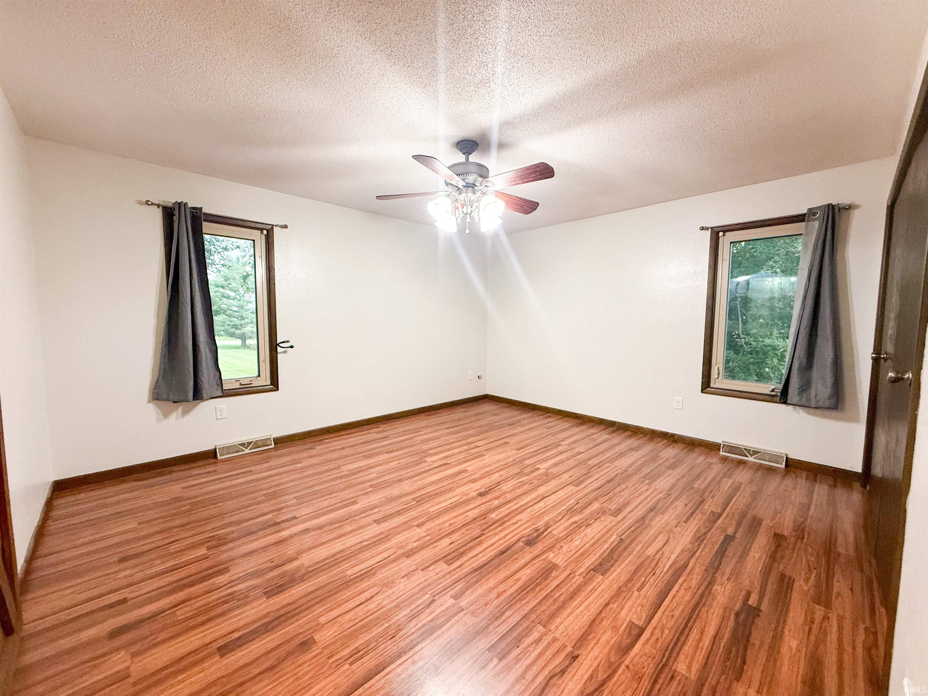 2955 Sycamore Lane Bremen IN 46506
