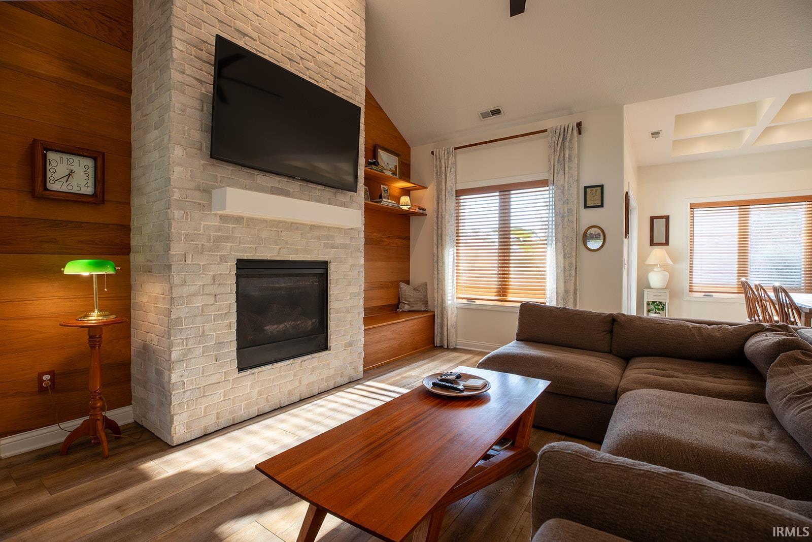 175 Mockingbird Lane Warsaw IN 46580