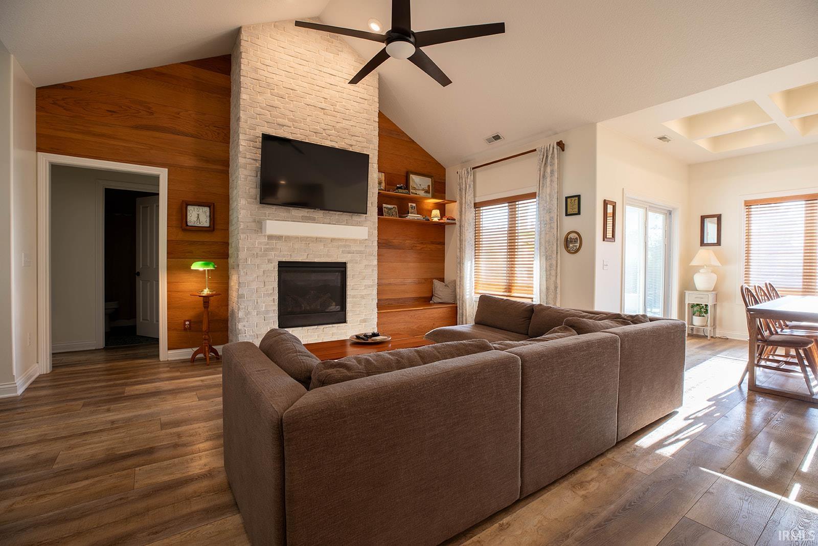 175 Mockingbird Lane Warsaw IN 46580