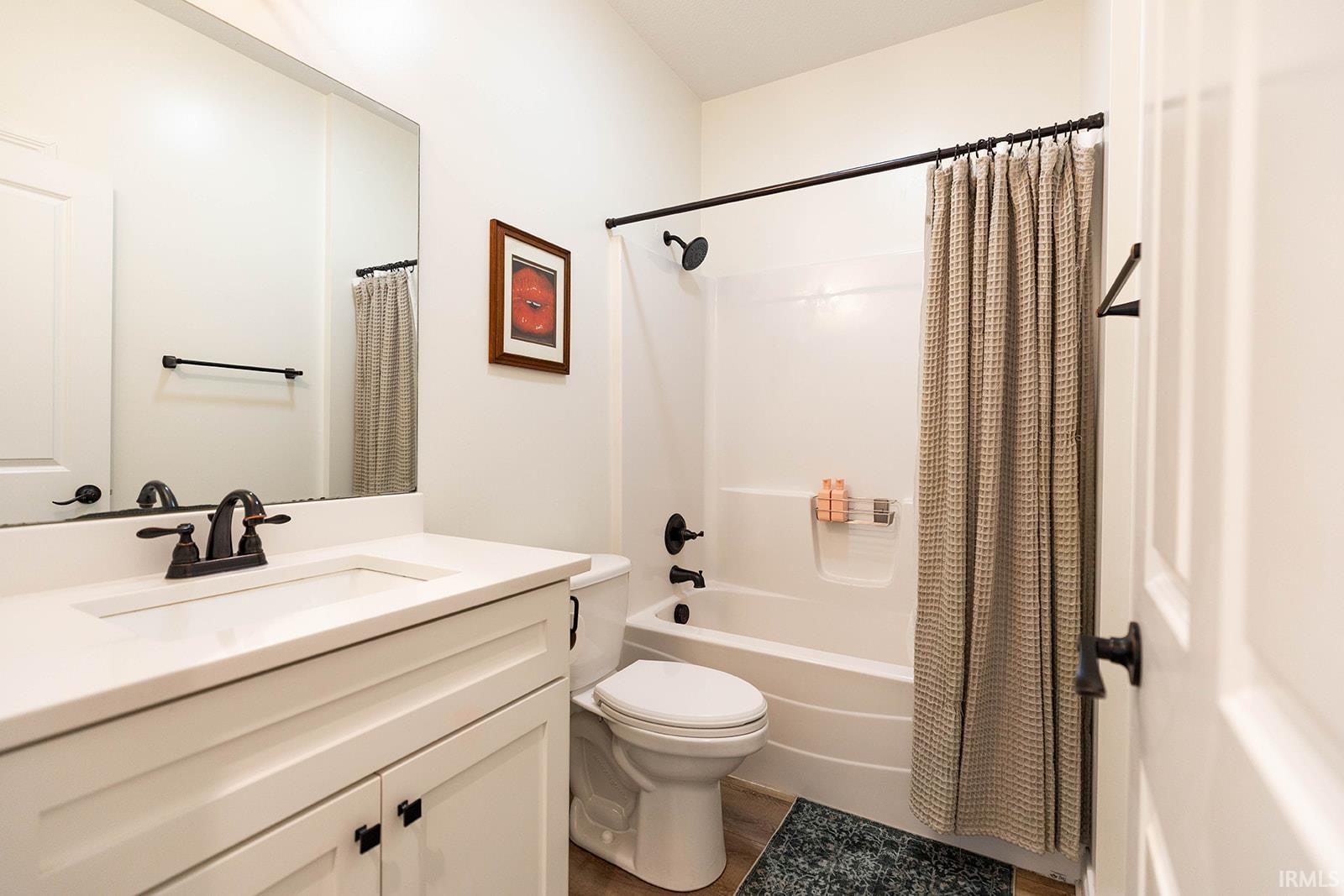 175 Mockingbird Lane Warsaw IN 46580