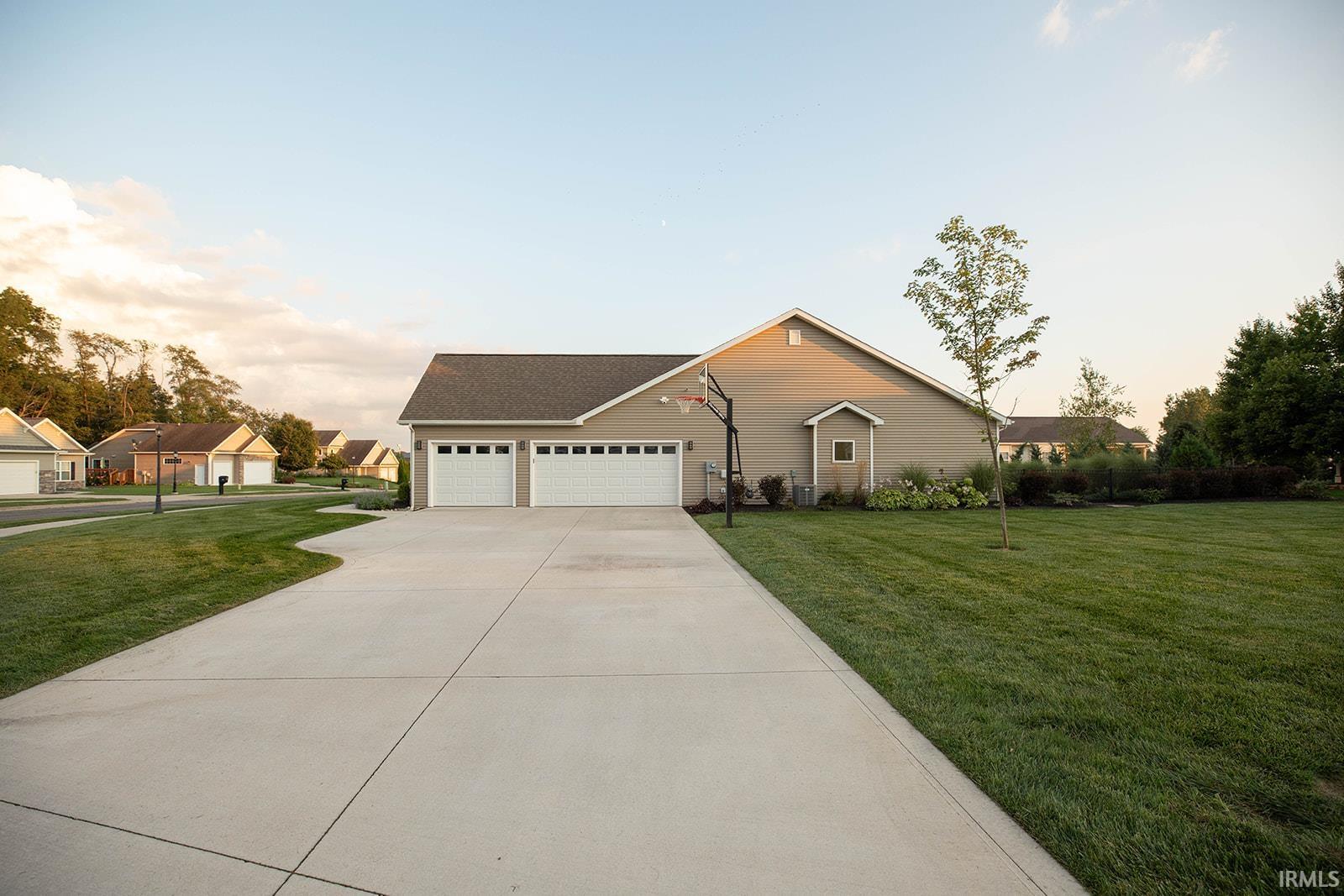 175 Mockingbird Lane Warsaw IN 46580