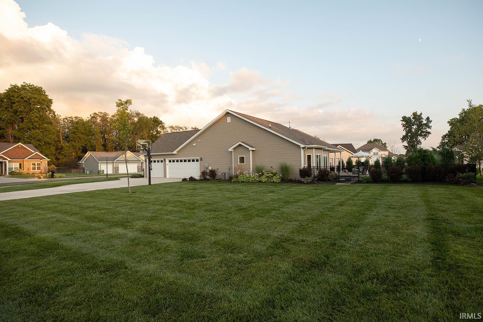 175 Mockingbird Lane Warsaw IN 46580