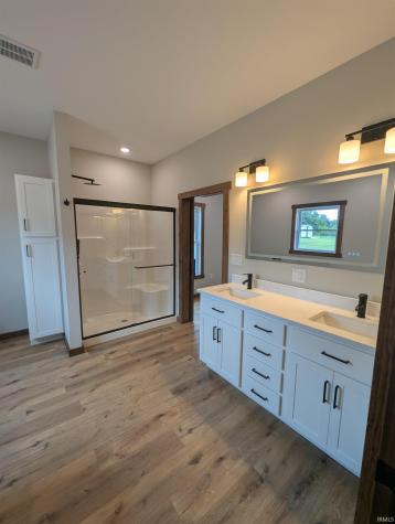 217 Poplar Street Loogootee IN 47553