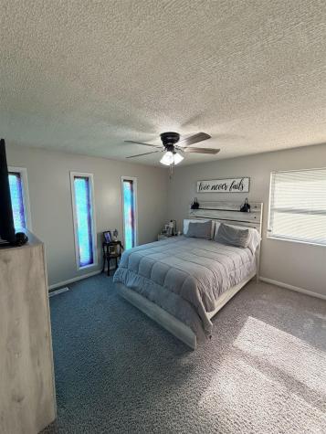 508 Strawberry Hill Road Evansville IN 47711