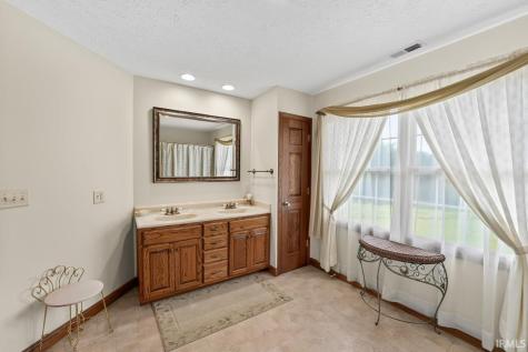 3482 W 650 S Rossville IN 46065