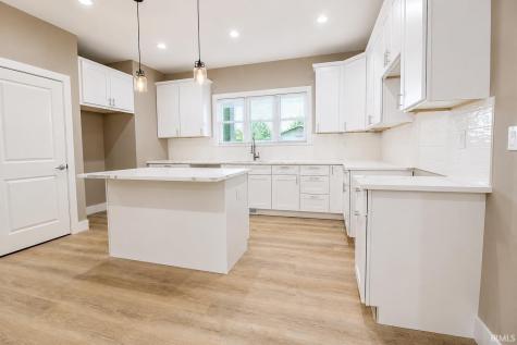 809 E Culver Road Knox IN 46534