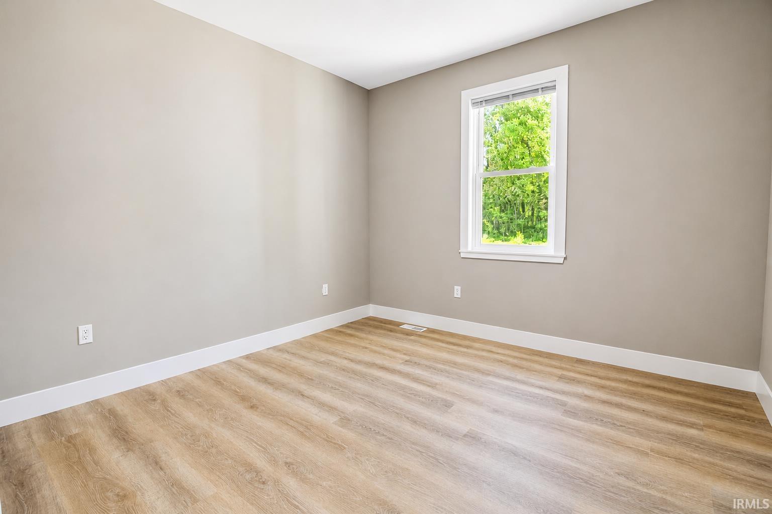 809 E Culver Road Knox IN 46534
