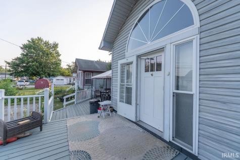 245 W Whitley Street Churubusco IN 46723