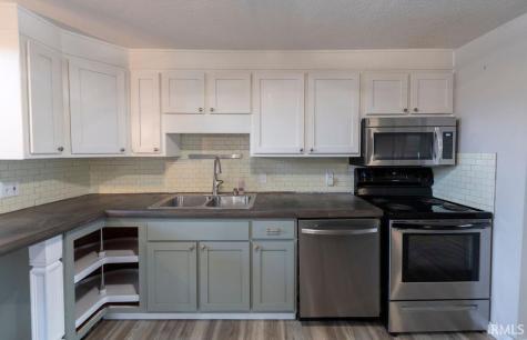 245 W Whitley Street Churubusco IN 46723