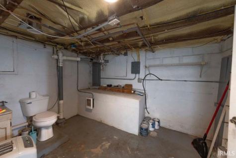 245 W Whitley Street Churubusco IN 46723