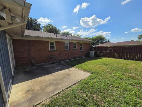 1628 Ritterskamp Avenue Vincennes IN 47591