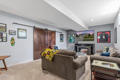 12032 Mallards Lake Parkway Fort Wayne IN 46845