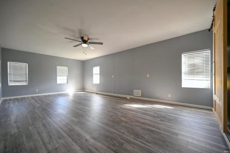 2263 S 1300 East Greentown IN 46936