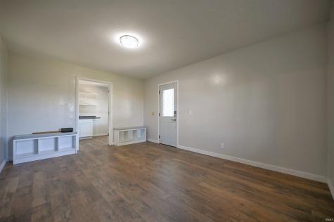 2263 S 1300 East Greentown IN 46936