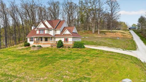 692 N Parker Lane Bloomfield IN 47424