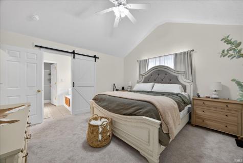 692 N Parker Lane Bloomfield IN 47424