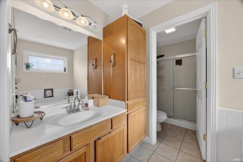 692 N Parker Lane Bloomfield IN 47424