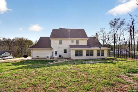 692 N Parker Lane Bloomfield IN 47424