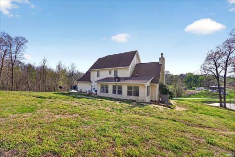 692 N Parker Lane Bloomfield IN 47424