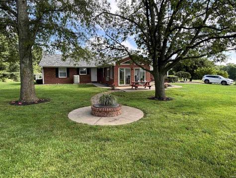747 E Lewellen Road Salem IN 47167