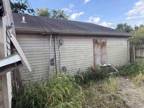 8309 W Smith Street Yorktown IN 47396