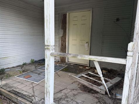 8309 W Smith Street Yorktown IN 47396