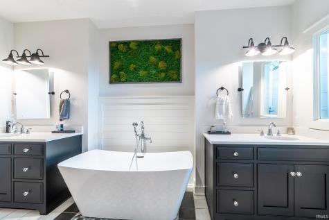 3095 Laurel Springs Drive Fort Wayne IN 46814