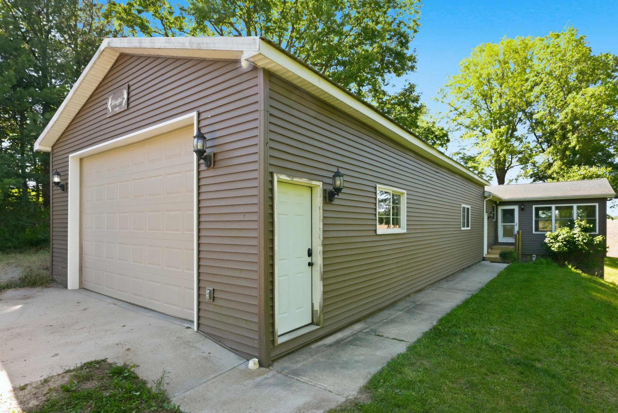 4801 W Plattner Road Columbia City IN 46725