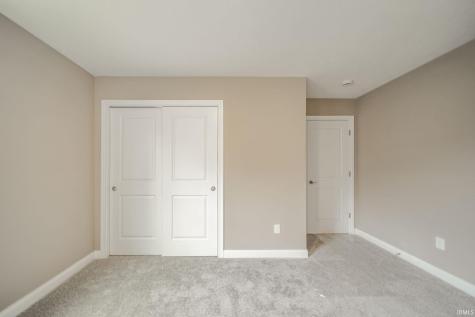 402 Luellen Way New Castle IN 47362