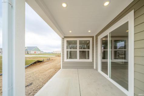 402 Luellen Way New Castle IN 47362