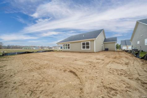 402 Luellen Way New Castle IN 47362